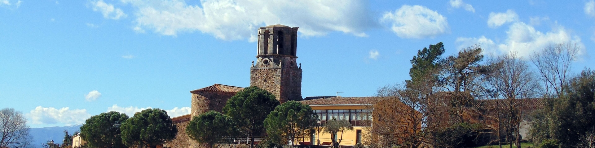 Església parroquial de Sant Cristòfol (Llambilles) This is a photo of a building indexed in the Catalan heritage register as Bé Cultural d'Interès Local (BCIL) under the reference IPA-30464.