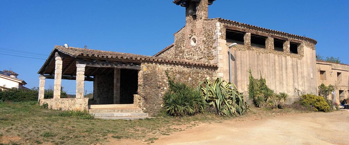 Església i santuari de la Mare de Déu de la Pietat (Llambilles)