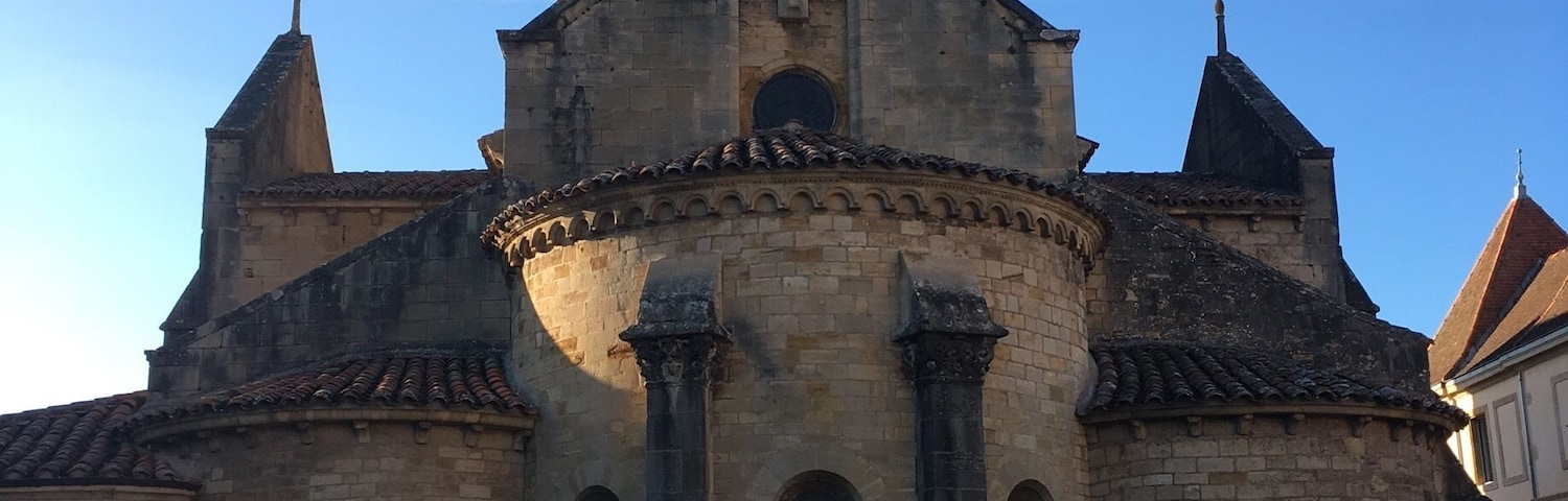Nice village , the abbey hugues de semur of Cluny born there