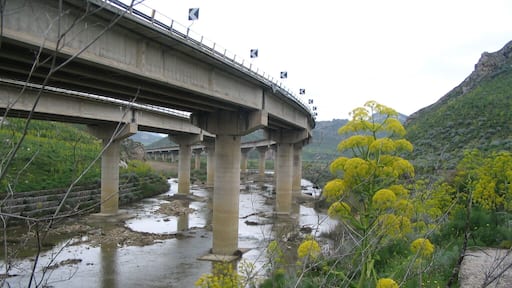 Autostrada A19 à Ponte Cinque Archi, Santa Caterina Villarmosa