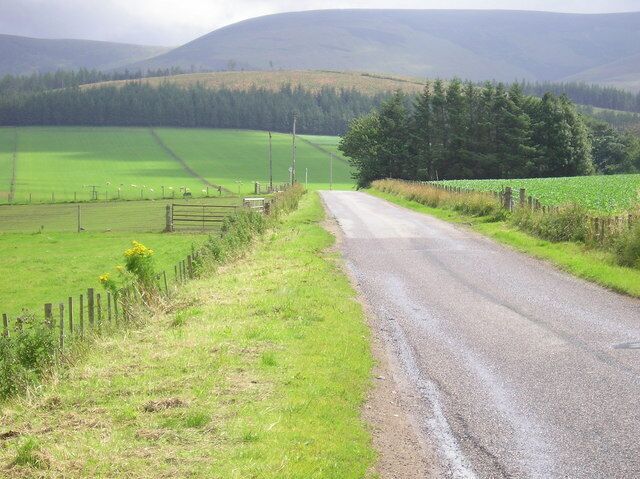 The Braes Road looking towards Tom a Voan