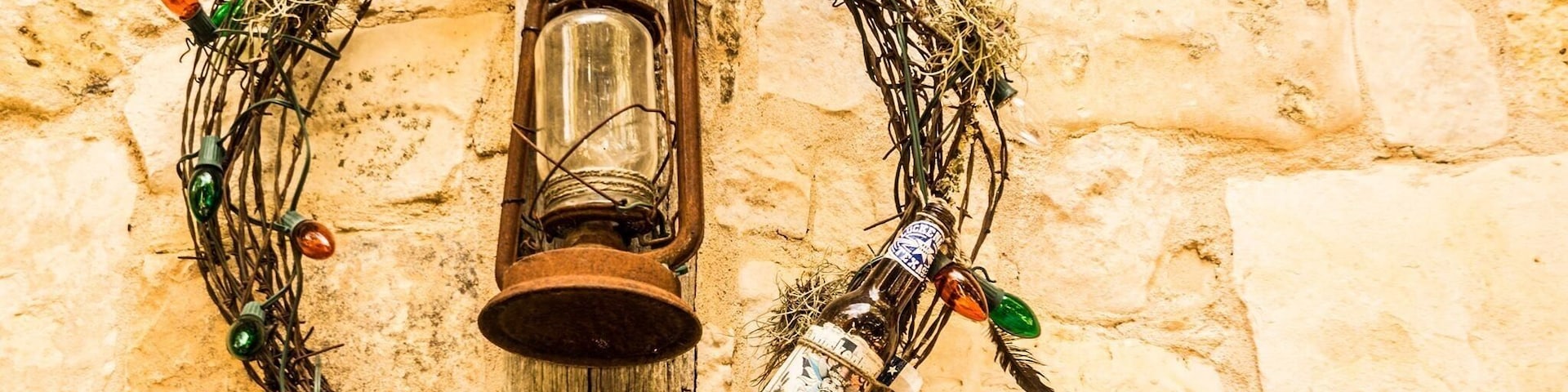 Luchenbach TX getting ready for Christmas.