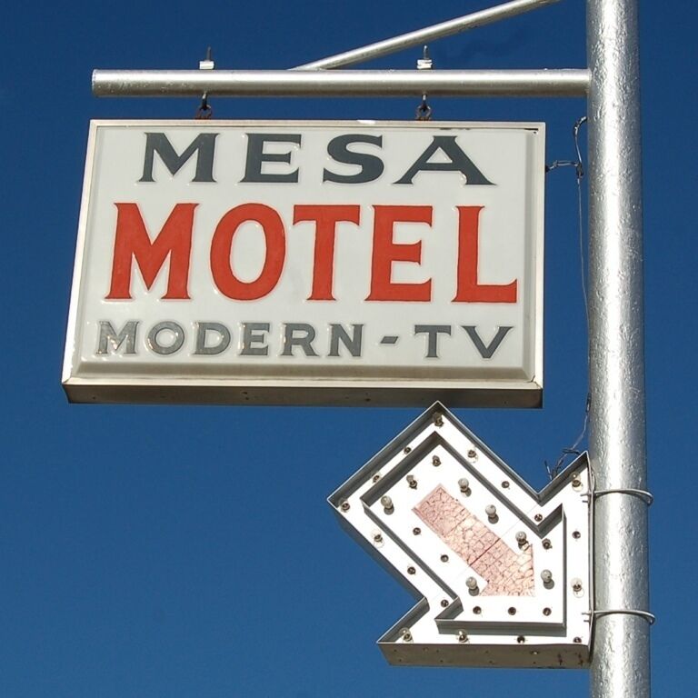 Modern TV?!? Hahahaha!!!