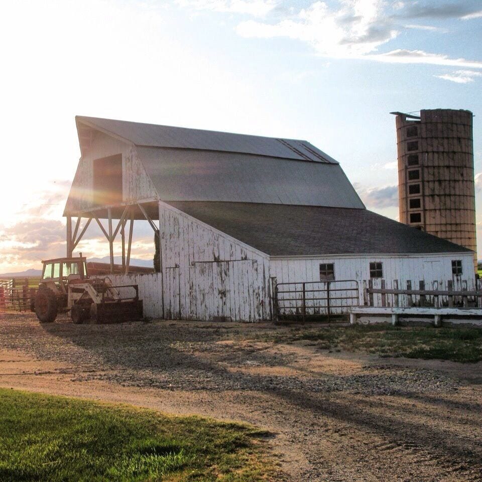 #Barn and #silo in #utah at #sunset.