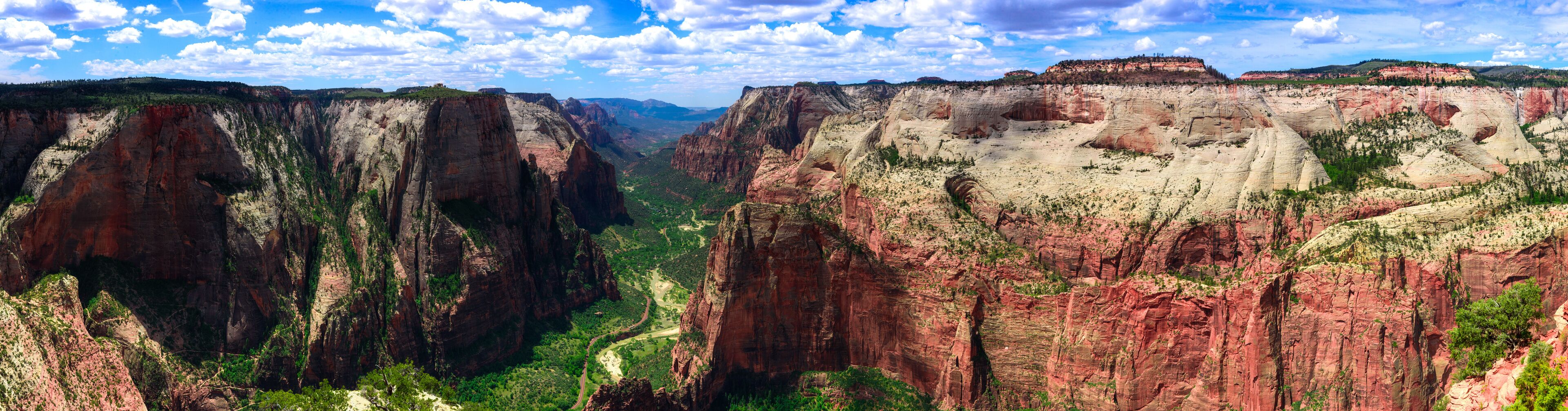 Panoramic view of Zion national park