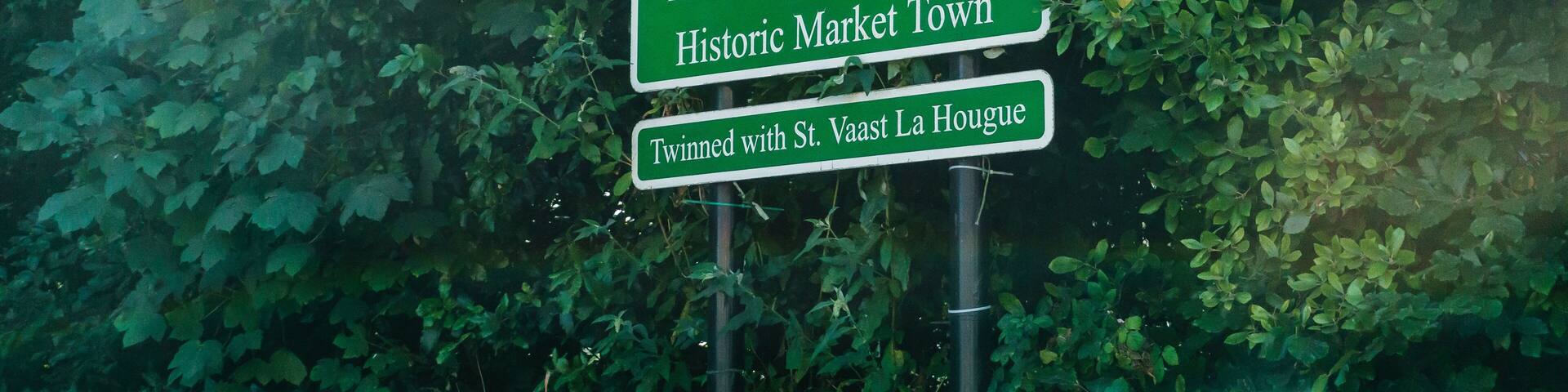 welcome to bridport sign in bridport south england