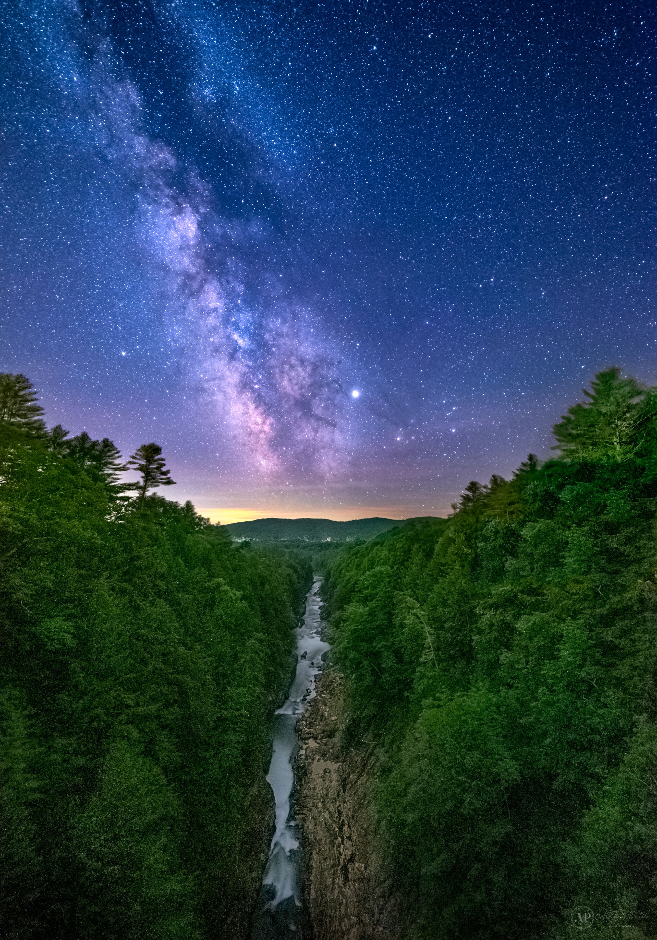 One of the best scenic locations in Vermont is the Quechee Gorge. It is a nice picnic area with trails and gorgeous view of the water flow from top. 
#NaturePhotoContest #milkyway #stars #gorge #waterflow #nature #green