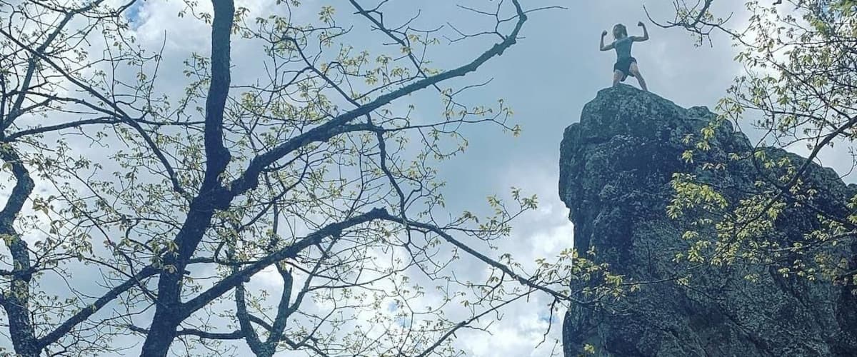 “This mountain is just your ladder”..
To 360 degree views of surrounding mountains. Shimmy up a divide and scramble across the narrow rocks to the tippy top. Hold on tight due to strong winds. There is about a 20 degree temperature difference at the top of dragons tooth. #adventure