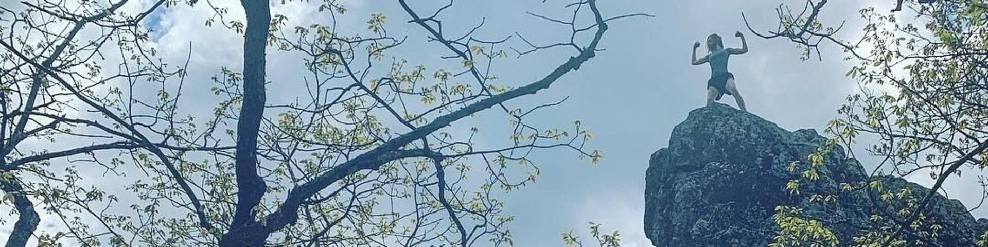 “This mountain is just your ladder”..
To 360 degree views of surrounding mountains. Shimmy up a divide and scramble across the narrow rocks to the tippy top. Hold on tight due to strong winds. There is about a 20 degree temperature difference at the top of dragons tooth. #adventure