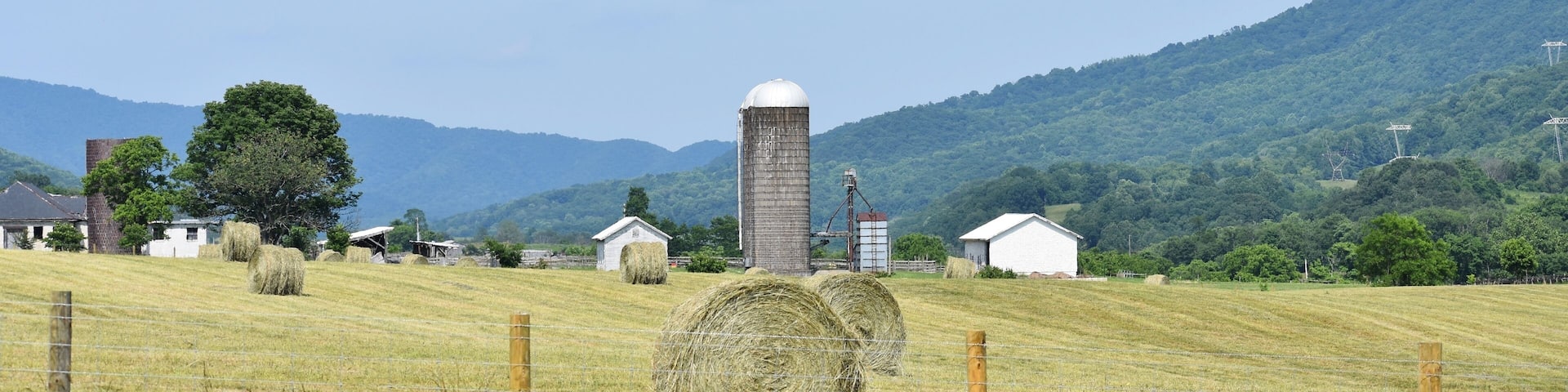 The view from the Catawba Valley Farmers Market, held at the Catawba Center each Thursday afternoon, mid-May to mid-October. Buy LOCAL fruits, vegetables, meats, baked goods, eggs, honey, plants & handicrafts. Live music most weeks.
Details on our website - catawbafarmersmarket.com
This is a view of the Catawba Sustainability Center.