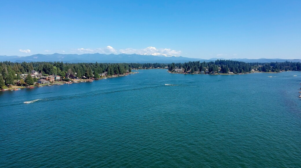 Man Made Lake Tapps on a beautiful summer day in Bonney Lake Washington