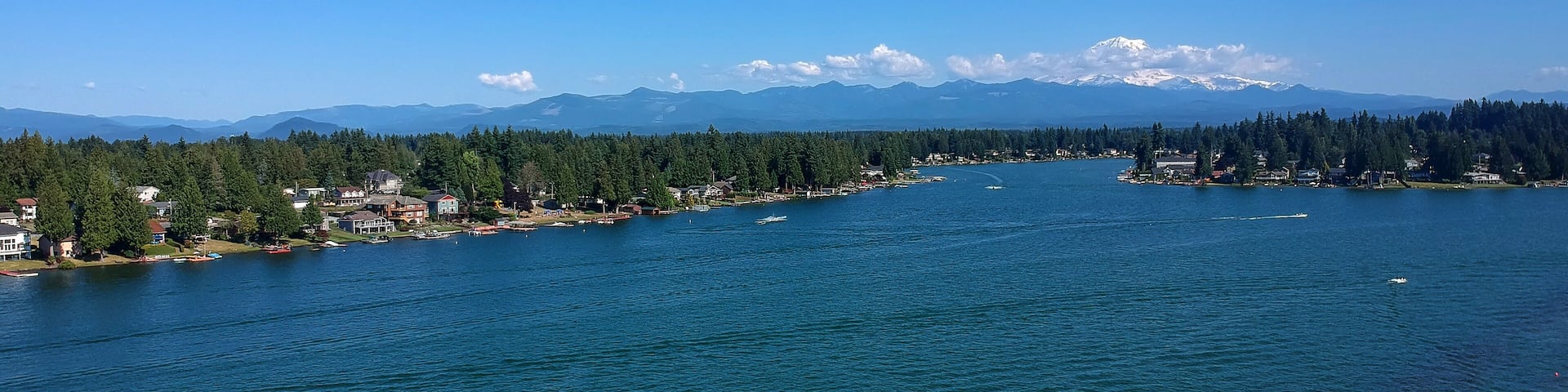 Man Made Lake Tapps on a beautiful summer day in Bonney Lake Washington