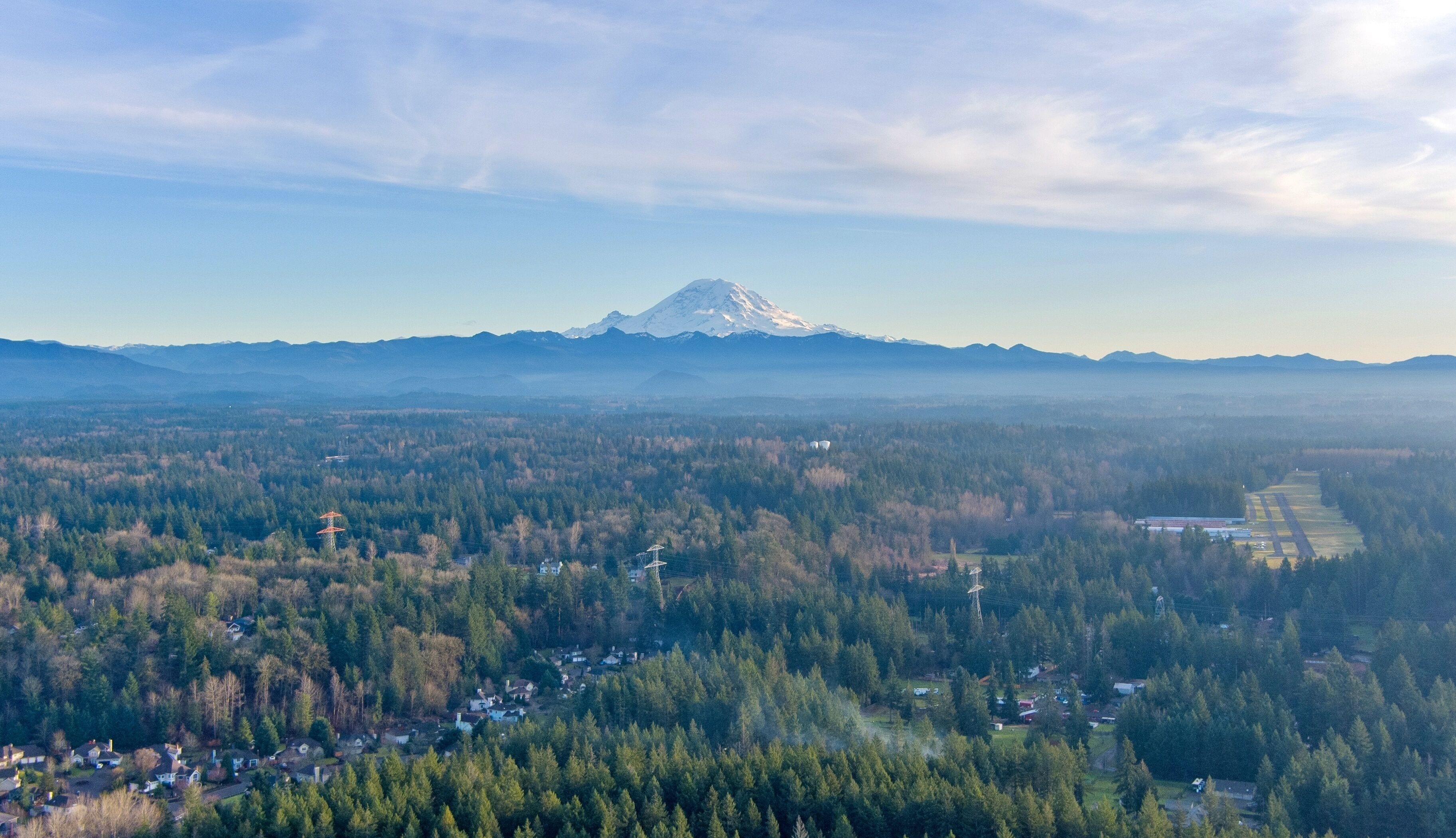Mount Rainier from Covington, Washington