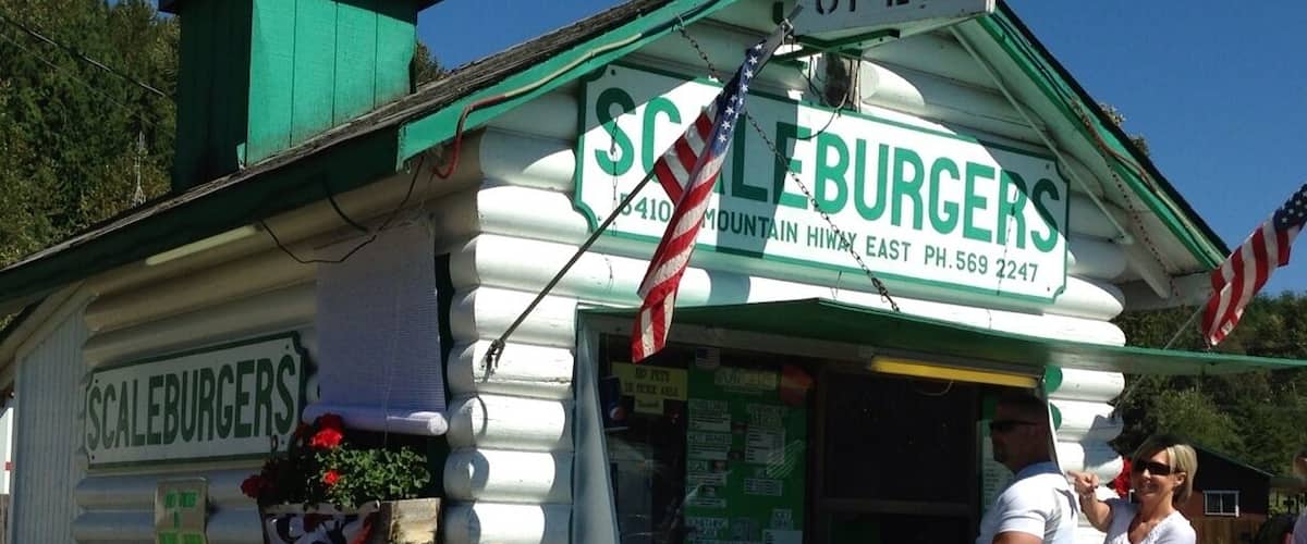 On the road to the Nisqually entrance to Mt Rainier National Park. Great burgers!