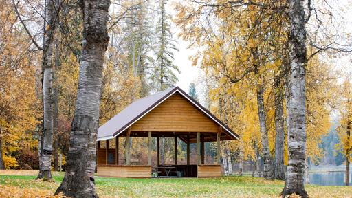 Autumn and pavilion in park.