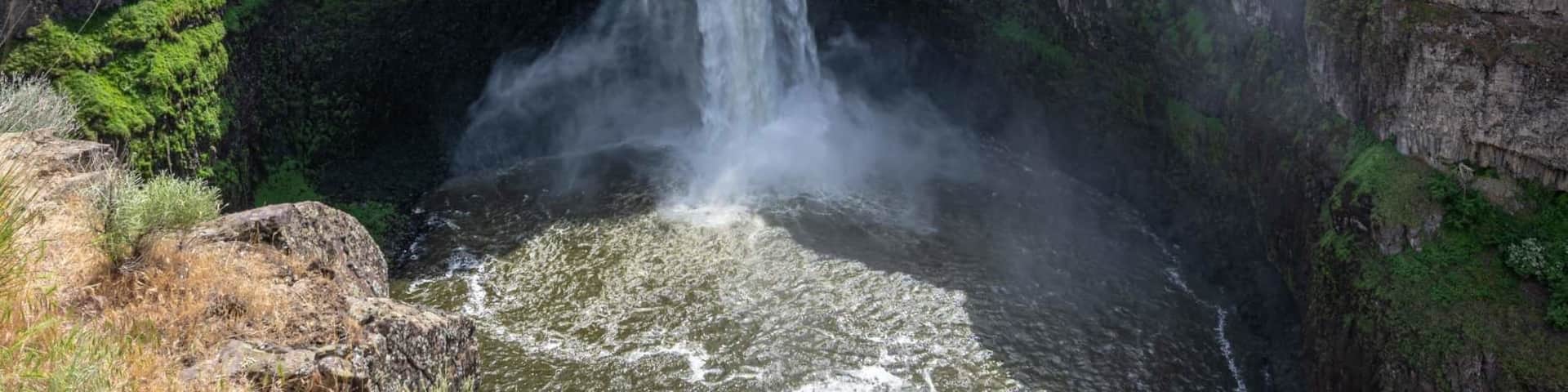 Beautiful place out in the desert