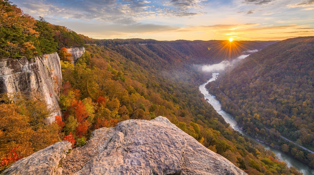 New River Gorge, West Virgnia, USA autumn morning lanscape at the Endless Wall.