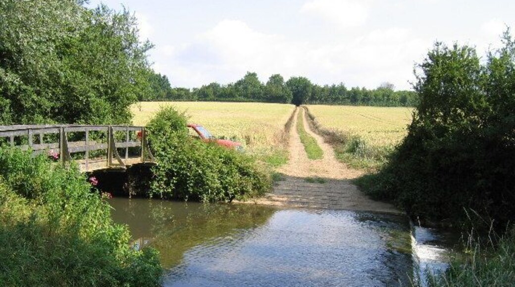Ford near Cold Christmas. The ford crosses the River Rib just west of the curiously named Cold Christmas and is in the Hertfordshire civil parish of Thundridge. It is on the 141 mile Harcamlow way, which starts and finishes in HARLOW, with CAMbridge in the middle (http://www.walkingontheweb.co.uk/Defined%20Routes/Harcamlow%20Way.htm)