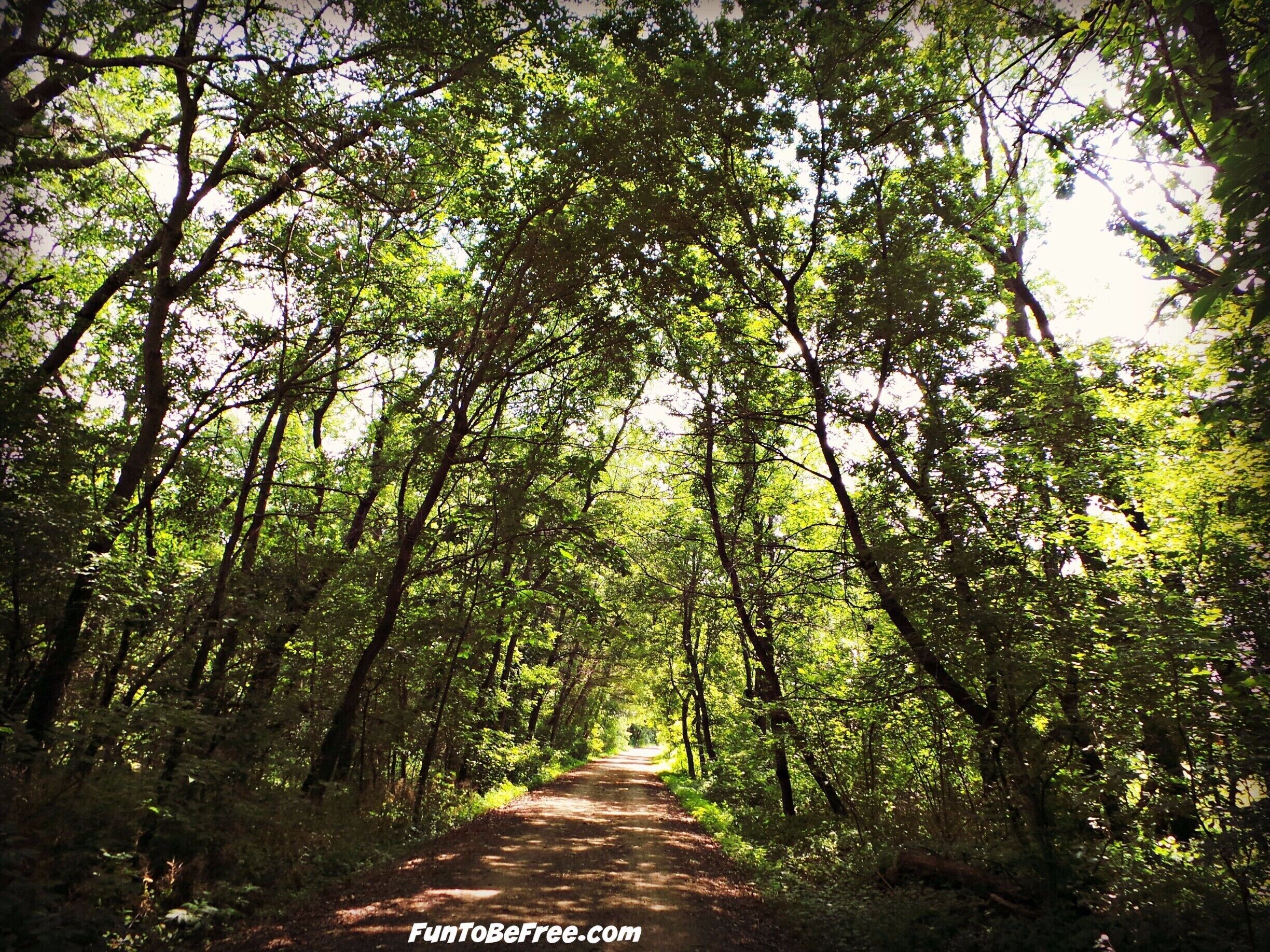 #‎GlacialDrumlinTrail‬ Is a Amazing trail for ‪#‎Hiking‬ & ‪#‎Biking‬ ‪#‎WeekendGetAway‬ Many nice stops on the way.  Part of my South Central Wisconsin album on Facebook.