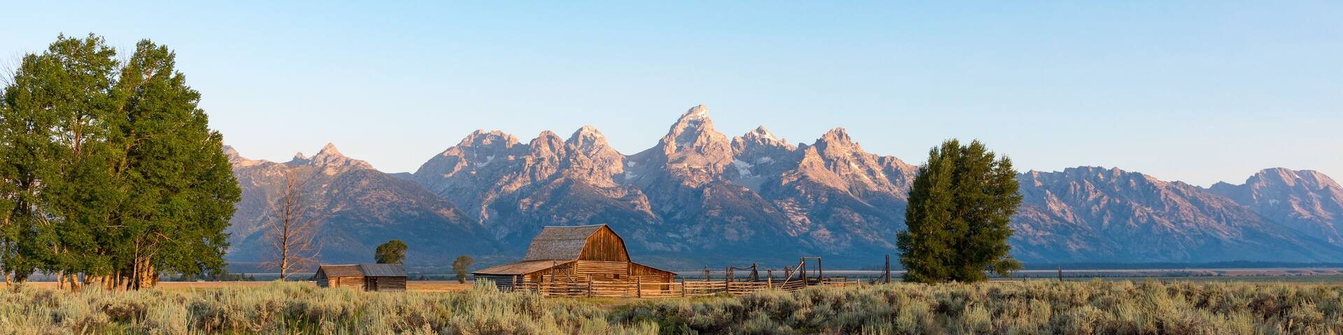 Tetons behind famous barn