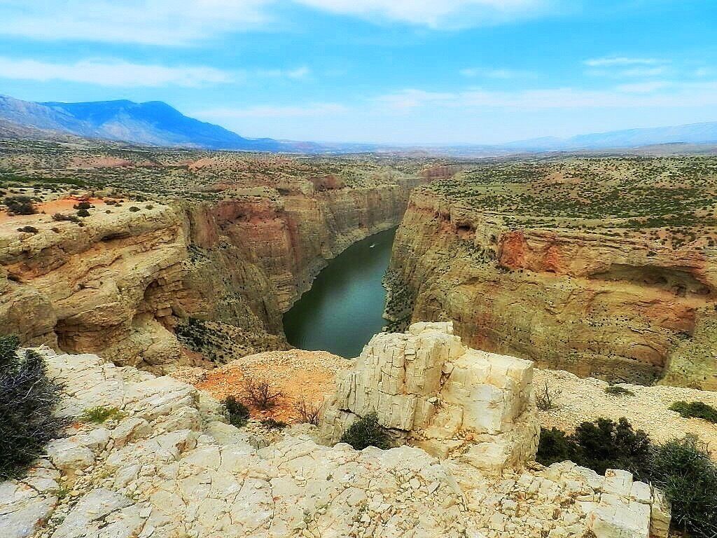 This recreation area lies within the Pryor Mountain Wildhorse Range, this is just a small fraction of this beautiful canyon.