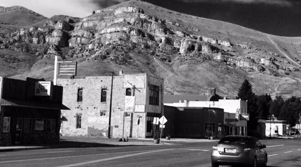 Have you seen the cliffs above Arco Idaho? Every year they (who are they, I wonder?) paint the year on one of the rocks that stick out of the mountain. Where is Arco, I bet you're wondering. It's east of Craters of the Moon National Monument.