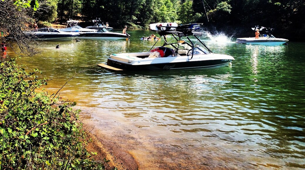 Camping/Boating at Whiskeytown Lake