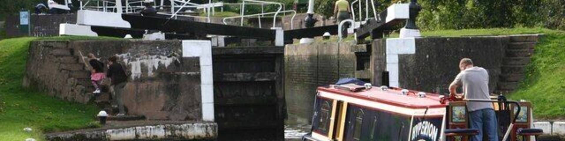 Lock No.45, Hatton Locks, Grand Union Canal View from below lock No. 45, the last but one from the top, on the Hatton flight.