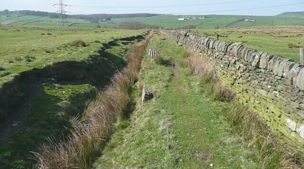 Bridleway from the A628 to Soughley Spring, Dunford Approaching the spring and the Trans-Pennine Trail there is a deep ditch on the left.