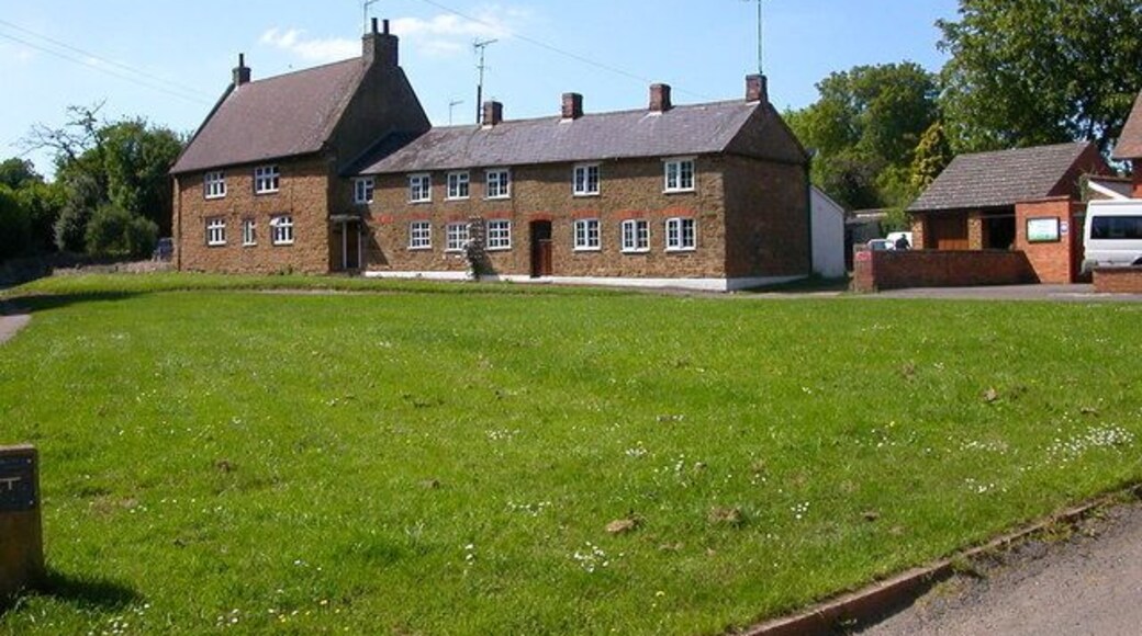 Everdon Village Green Houses on the Green.