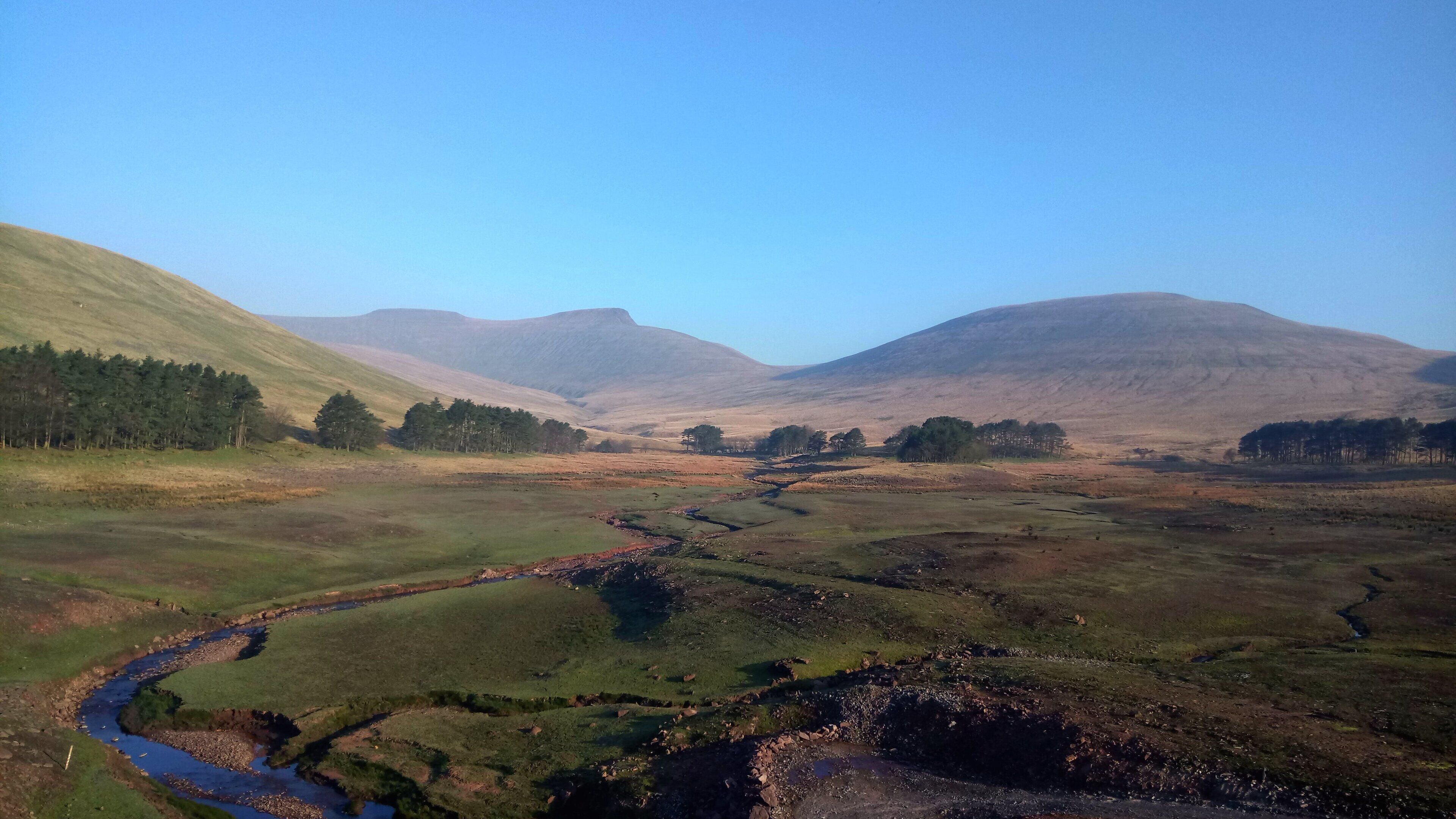 Upper neaudd reservoir looking towards corn ddu, pen y fan and crybin.. 