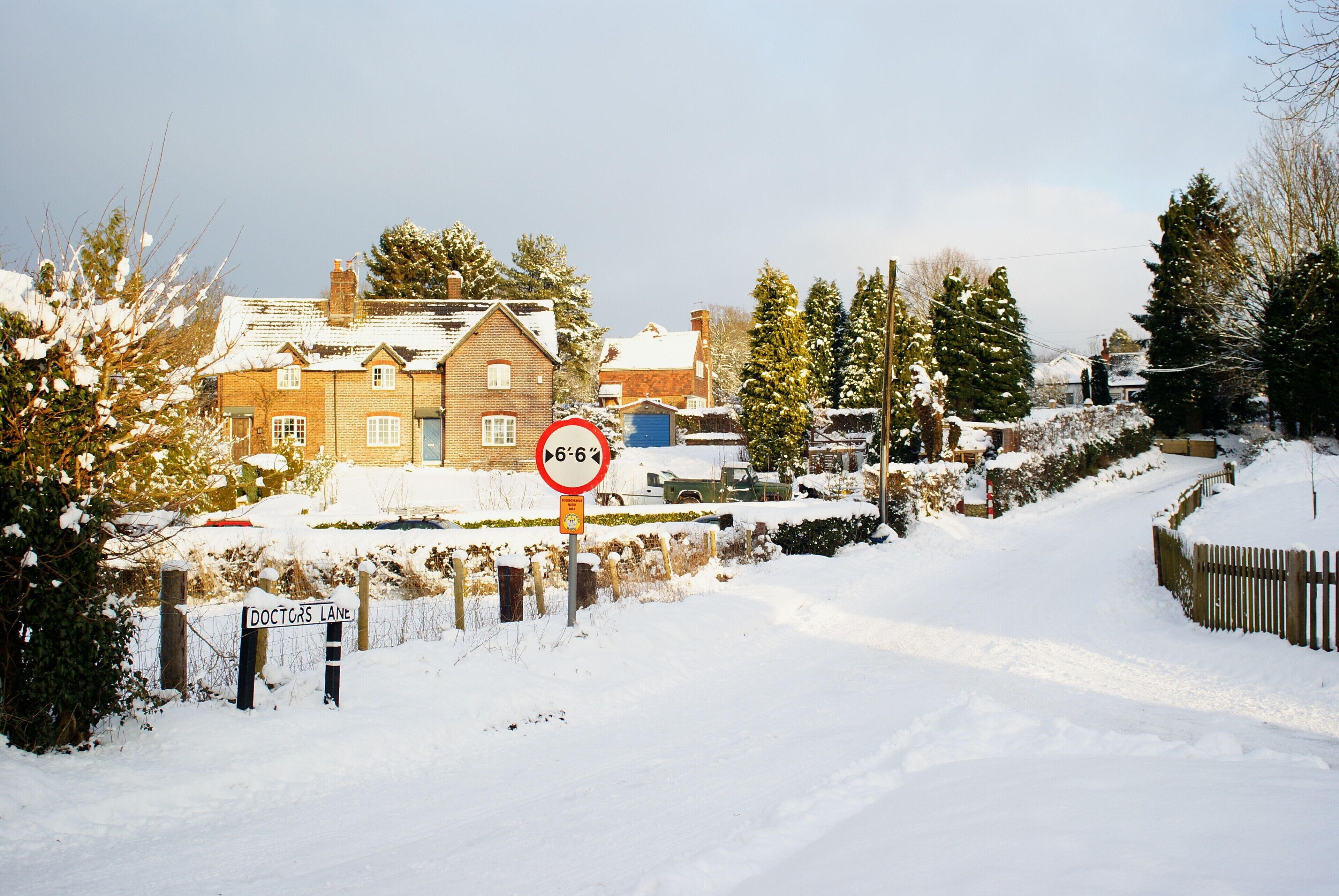 Doctors Lane, Chaldon, Surrey Looking up Doctors Lane, from the junction with Church Lane.