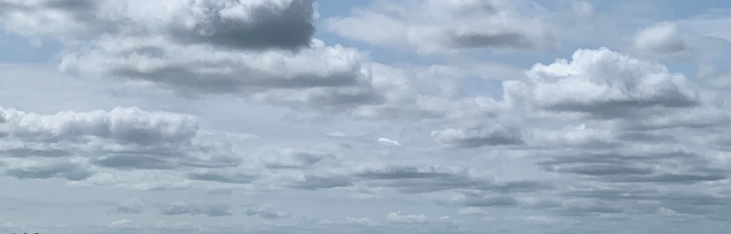 Very cool spot for a picnic, a dive in the lake or kayaking. Follow streets to the end of town to swim in this lake. Water seems deeper than Bacalar