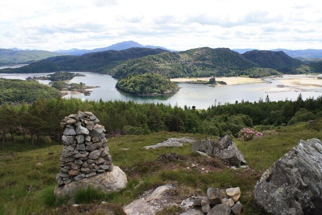 Cairn on Eilean Shona A good viewpoint down on to Riska Island.