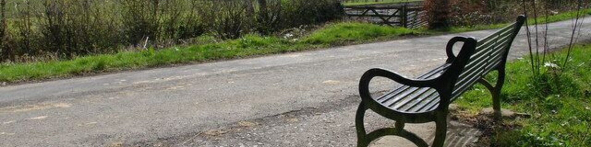 Coylton View from Sundrum Someone kindly provided two metal benches to enjoy the view.