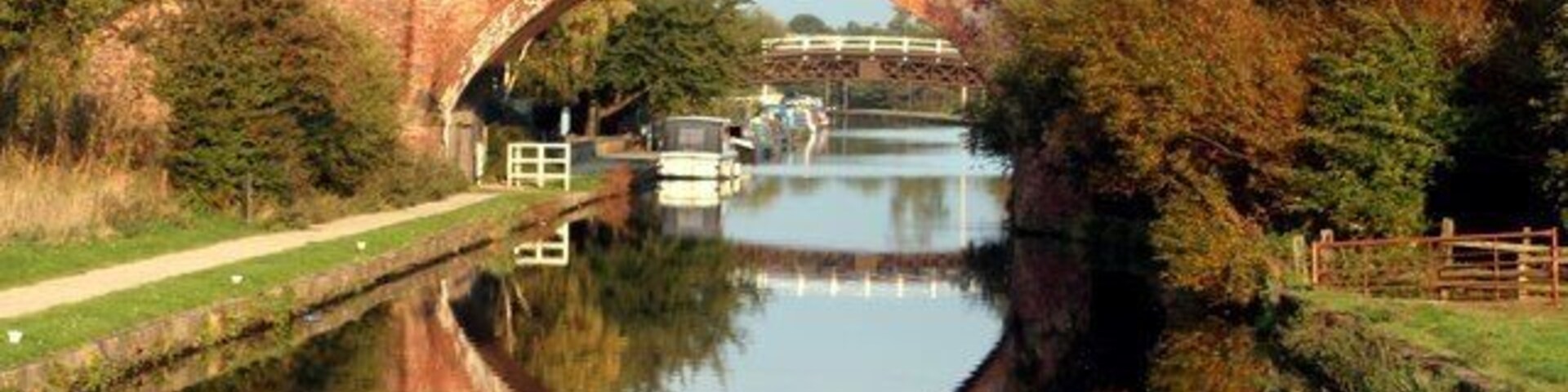 Bridges over the Horbury Cut, Calder & Hebble Navigation Horbury Cut, looking towards Navigation Inn