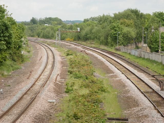 Rail lines at Horbury Junction Looking in the direction of Wakefield from Horbury Junction