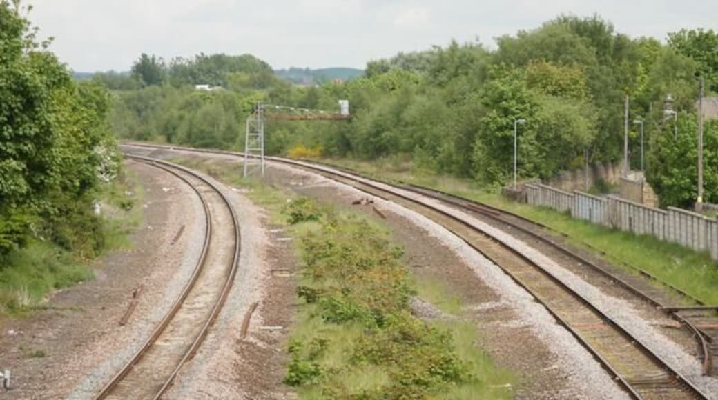 Rail lines at Horbury Junction Looking in the direction of Wakefield from Horbury Junction