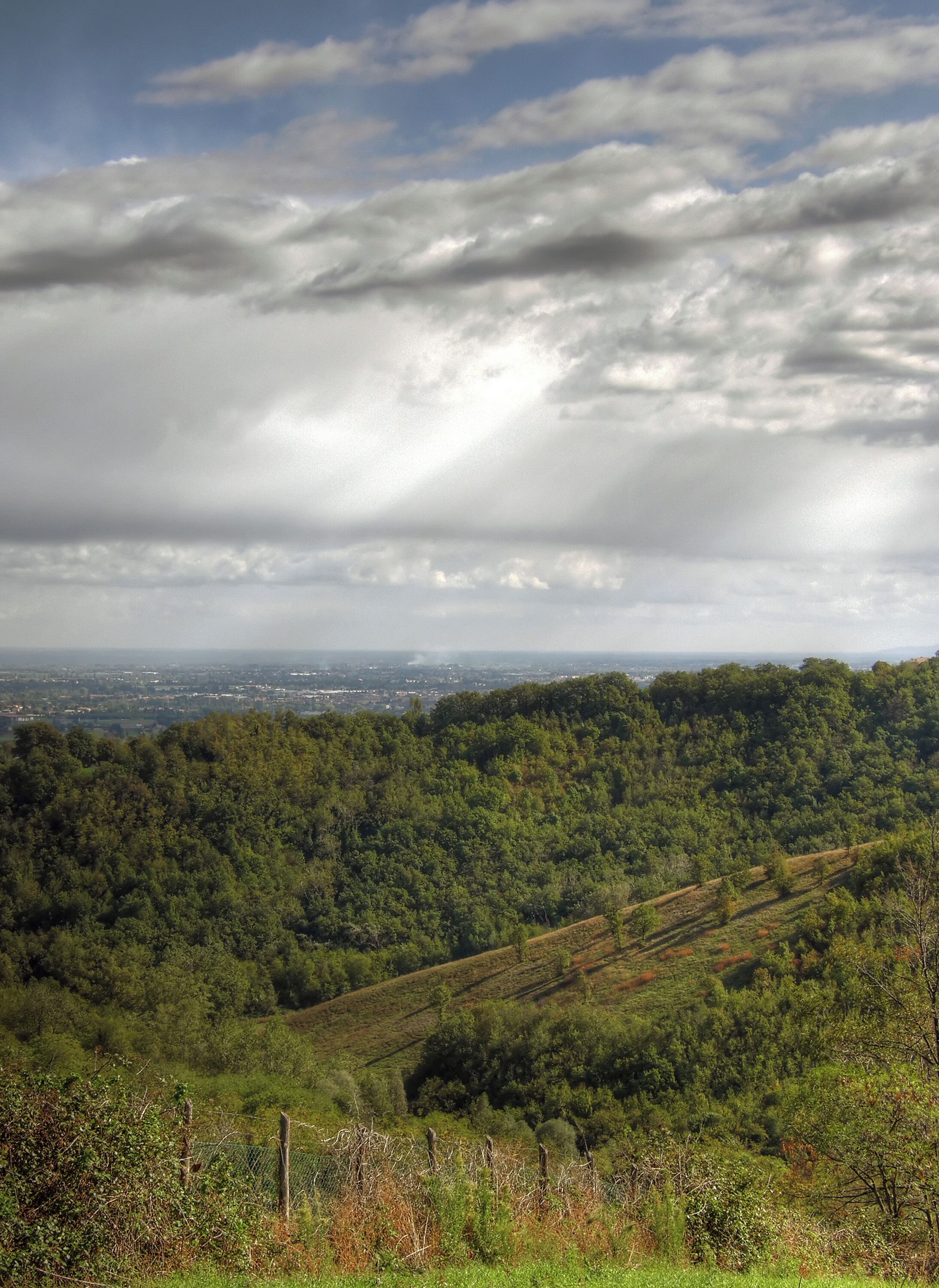 CLOUDS OVER REGGIO EMILIA - Montericco di Albinea (RE), Italy - October 14, 2009