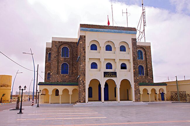 We went to Tarfaye because I am a fan of Town Hall. Tarfaya is not a common destination for tourists in Morocco. But if you are travelling south in Africa and are crossing the border to West Sahara, this is a natural stopping point. The British occupied Tarfaya in 1882. The area was then occupied by the Spanish in 1912 and became part of Spanish Sahara. In 1958 the area was again part of Tarfaya and included into Morocco. Read more at: http://www.travelwithallsenses.com/tarfaya-goal-desert-expedition/