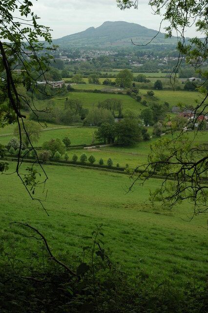 Ysgyryd Fawr viewed from above Llanfoist Ysgyryd Fawr (Skirrid), also known as Holy Mountain, viewed from the towpath of the Monmouthshire and Brecon Canal above Llanfoist.