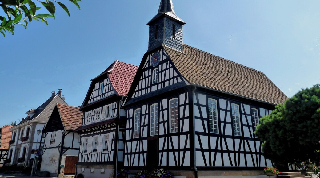 L'église de Kuhlendorf (Betschdorf, Bas-Rhin), église à colombages d'Alsace