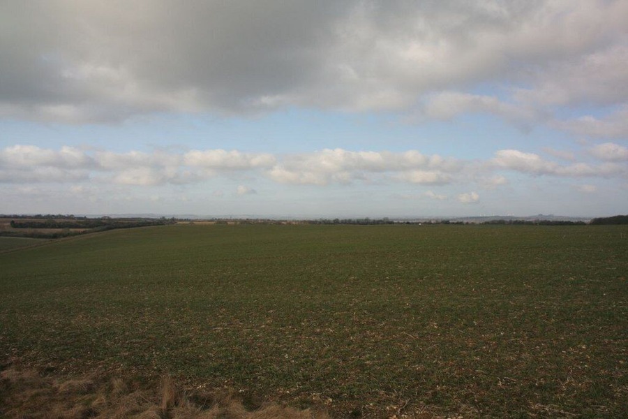 View across the cropland View across the cropland by Hunting hill near Ewelme.