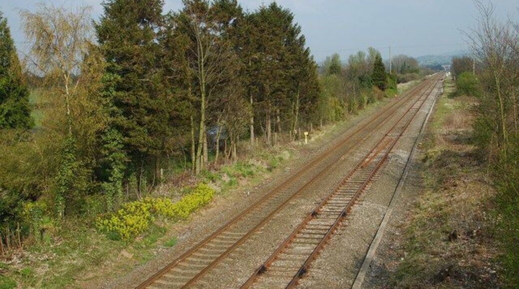 GWR to Wolverhampton This was part of the main GWR railway line between Paddington, Birmingham Snow Hill, Wolverhampton Low Level and Shrewsbury. From Shrewsbury the line continued north towards Chester & Birkenhead, and west to Aberystwyth and other places I can't spell let alone pronounce.