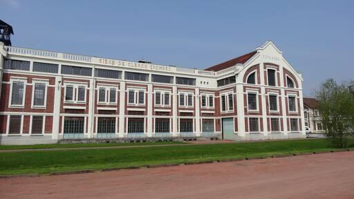 Reportage photographique réalisé le vendredi 3 mai 2013 au départ de la troisième étape de l'édition 2013 des Quatre jours de Dunkerque à la fosse no 9 - 9 bis de la Compagnie des mines de Dourges à Oignies, Pas-de-Calais, Nord-Pas-de-Calais, France, dans le bassin minier du Nord-Pas-de-Calais.
