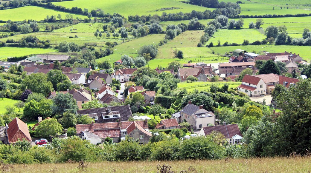 Moorlinch from Knoll Hill