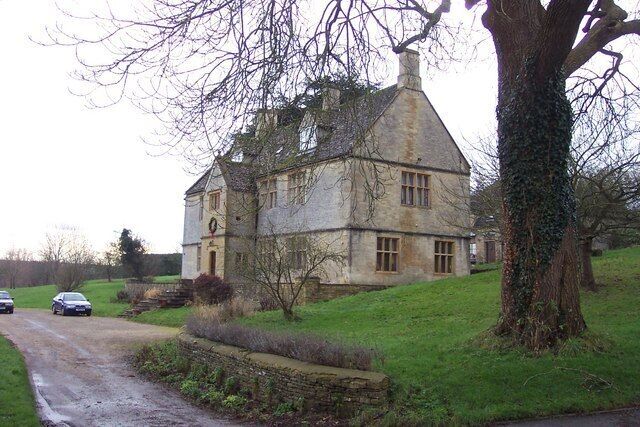 Magnificent Cotswold village house