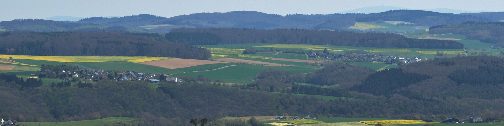 View from Heisebäumchen viewpoint towards the East