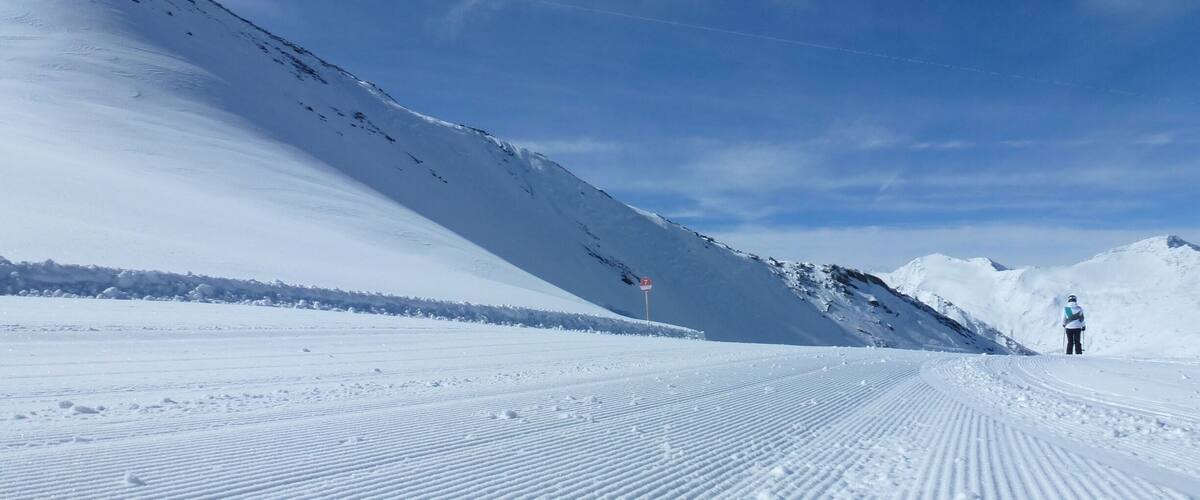 perfect weather for skiing. March 2014. Gurgl a place with beautiful mountains and great hotels.