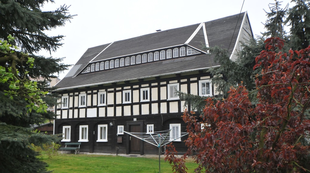 The making of this work was supported by Wikimedia Austria. For other files made with the support of Wikimedia Austria, please see the category Supported by Wikimedia Österreich.